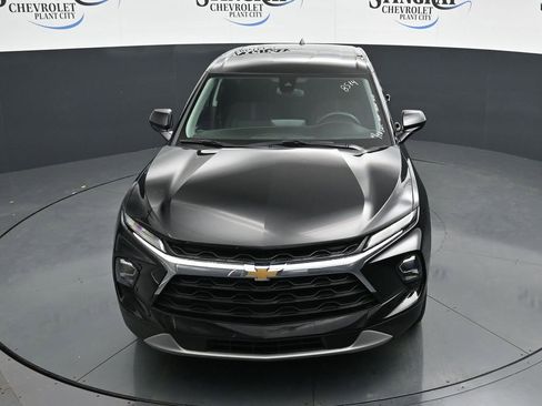 Used 2025 Chevrolet Blazer LT FWD image 19