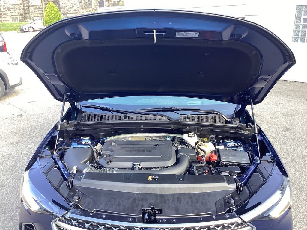 Used 2023 Buick Envision Avenir AWD/4WD image 24
