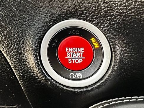 Used 2017 Dodge Challenger SRT Hellcat image 17