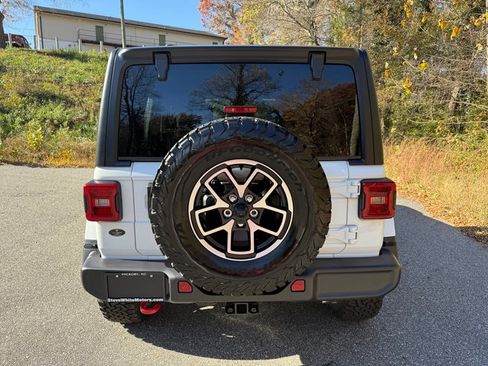 New 2026 Jeep Wrangler Unlimited Rubicon image 8