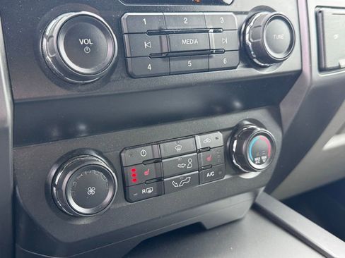 Used 2019 Ford F150 XLT w/ Equipment Group 302A Luxury image 18