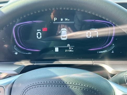 Certified 2025 Kia Telluride S FWD image 12