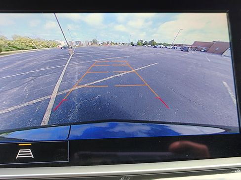 New 2025 Cadillac XT6 Luxury w/ LPO, Premium Carpet Package image 19