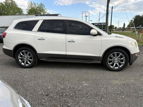 Used 2011 Buick Enclave CXL AWD/4WD image 5