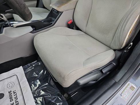 Used 2013 Honda Civic LX image 32