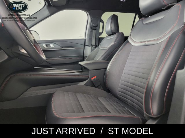 Used 2026 Ford Explorer ST-Line AWD/4WD image 13