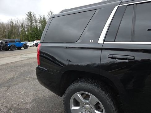 Used 2019 Chevrolet Tahoe LT image 32