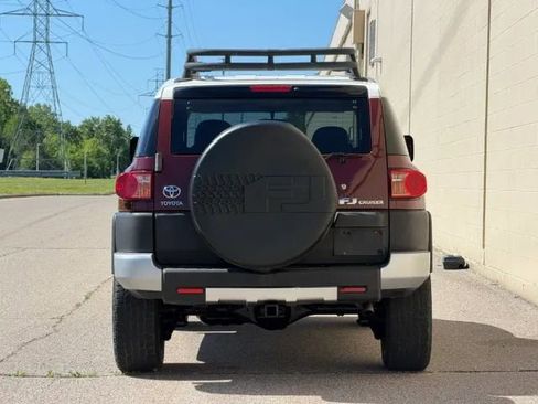 Used 2008 Toyota FJ Cruiser 4WD image 9