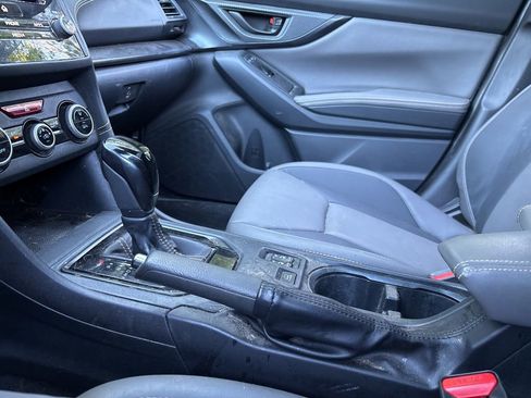 Used 2022 Subaru Crosstrek 2.5i Sport w/ Moonroof Package AWD/4WD image 19