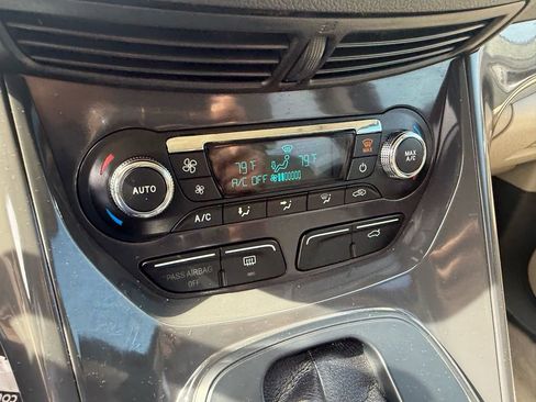 Used 2014 Ford Escape Titanium image 10