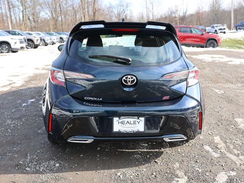 Used 2020 Toyota Corolla Hatchback image 6