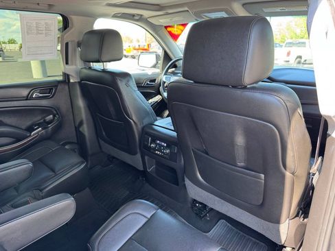 Used 2016 GMC Yukon XL SLT w/ Open Road Package AWD/4WD image 37