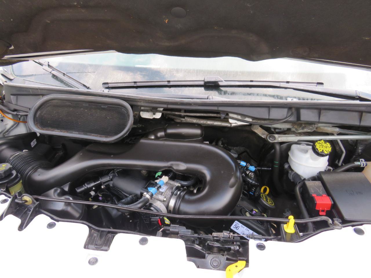 Used 2019 Ford Transit 250 130 Low Roof RWD image 18