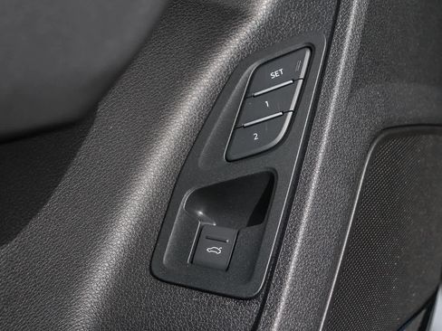 New 2025 Audi Q3 2.0T Premium image 29