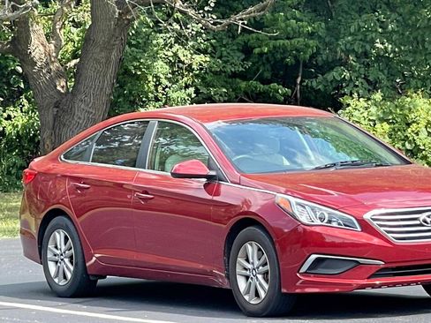 Used 2016 Hyundai Sonata SE FWD image 18