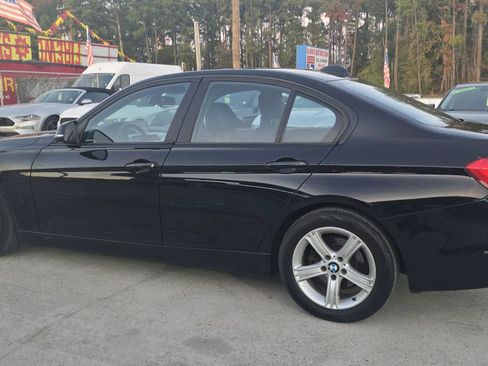 Used 2013 BMW 320i Sedan image 11