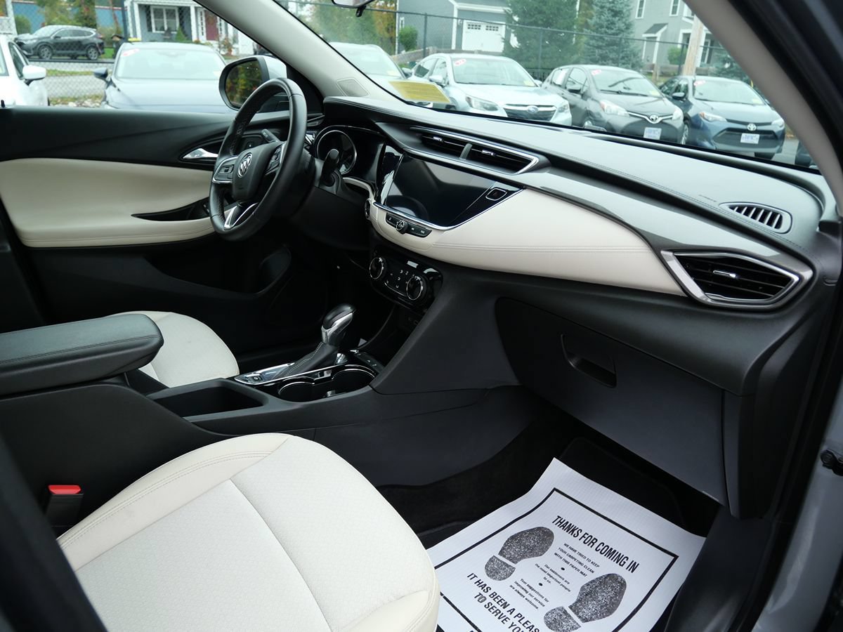 Used 2023 Buick Encore GX Preferred FWD image 16