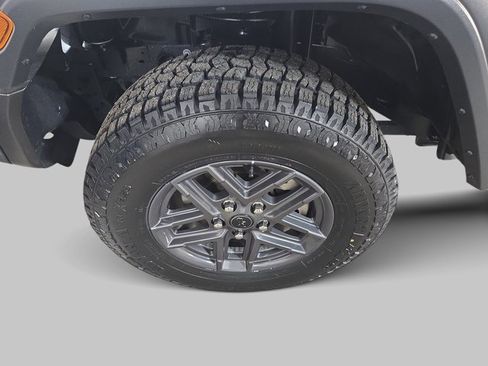 Used 2024 Jeep Wrangler Sport S image 30