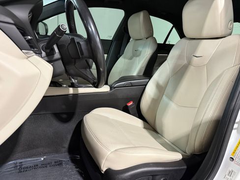 Used 2020 Cadillac CT4 Premium Luxury image 5