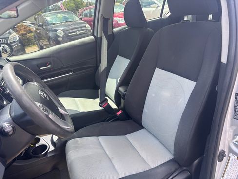 Used 2015 Toyota Prius C Two FWD image 11