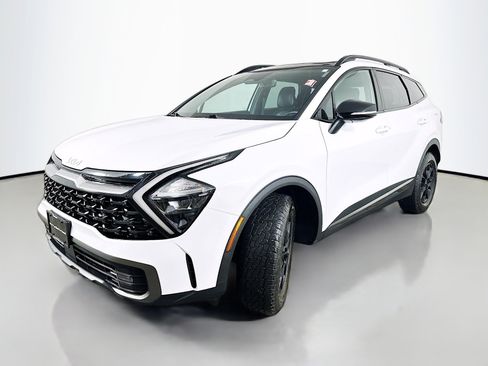 Certified 2023 Kia Sportage X-Pro image 3