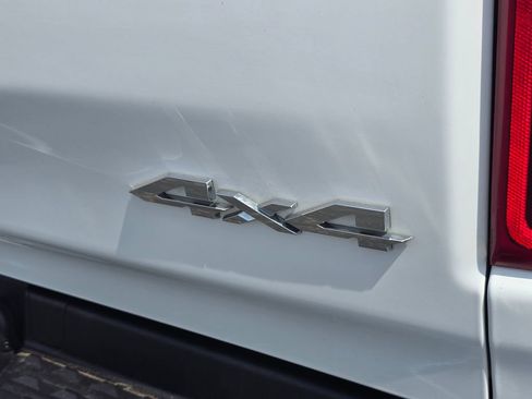 Used 2020 RAM 1500 Laramie AWD/4WD image 12
