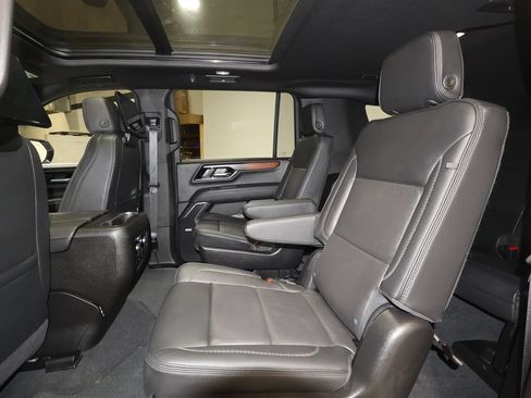 Used 2026 GMC Yukon XL Denali w/ Denali Reserve Package AWD/4WD image 26
