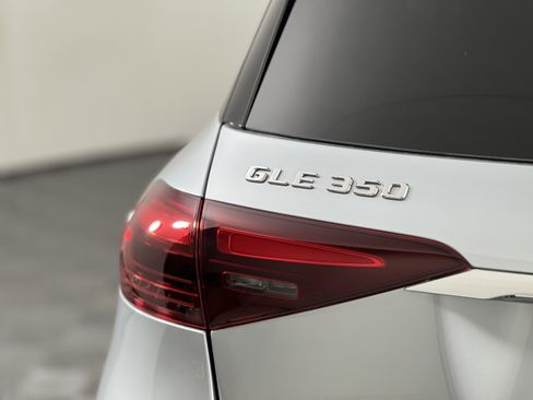 New 2025 Mercedes-Benz GLE 350 4MATIC image 12
