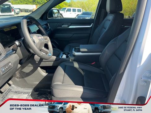 New 2026 GMC Terrain Elevation w/ Elevation Premium Package image 9