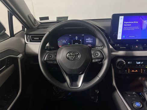 Used 2024 Toyota RAV4 Limited image 16