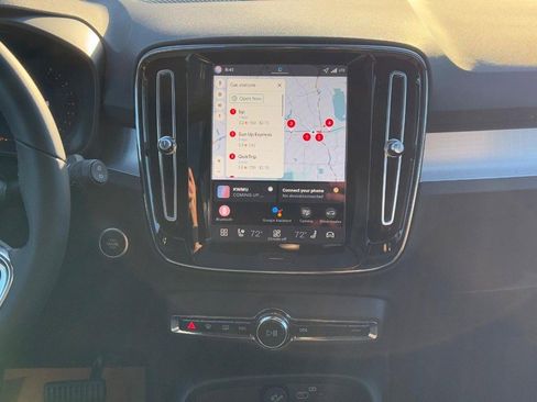 New 2026 Volvo XC40 B5 Ultra w/ Climate Package image 8