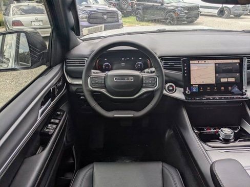 New 2026 Jeep Grand Wagoneer 2WD image 17