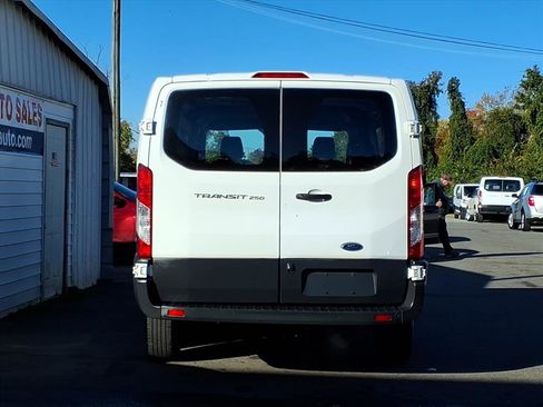 Used 2018 Ford Transit 250 130 Low Roof w/ Exterior Upgrade Package image 4
