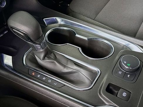 Used 2023 Chevrolet Traverse LT w/ LPO, Floor Liner Package image 18