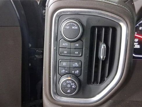 Used 2022 Chevrolet Silverado 1500 LTZ w/ LTZ Convenience Package II image 35