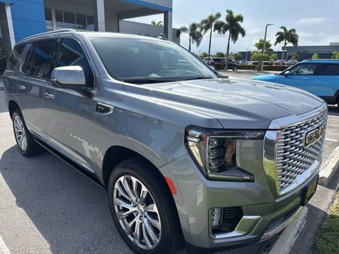 Used 2023 GMC Yukon Denali AWD/4WD image 1