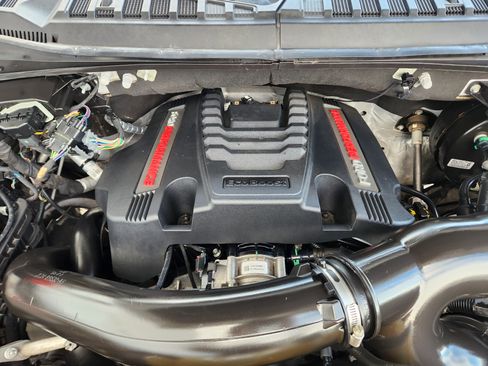 Used 2020 Ford F150 Raptor w/ Equipment Group 802A Luxury image 36