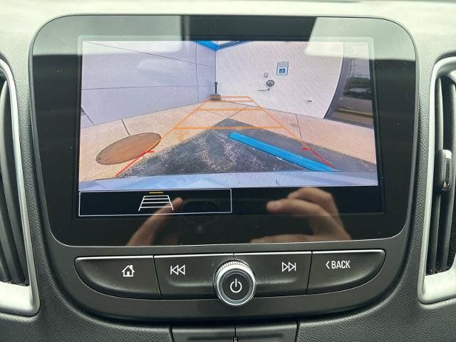 Used 2025 Chevrolet Malibu LT FWD image 24
