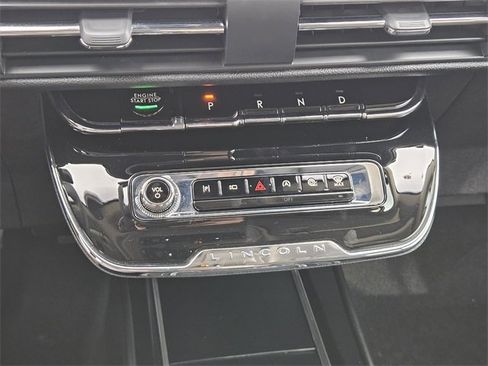 Certified 2023 Lincoln Corsair FWD w/ Equipment Group 101A image 19