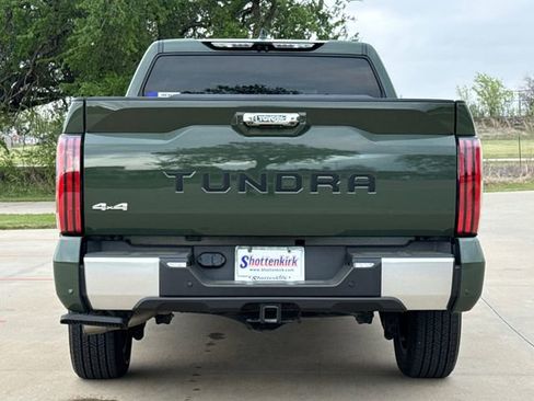 Used 2023 Toyota Tundra Limited AWD/4WD image 8