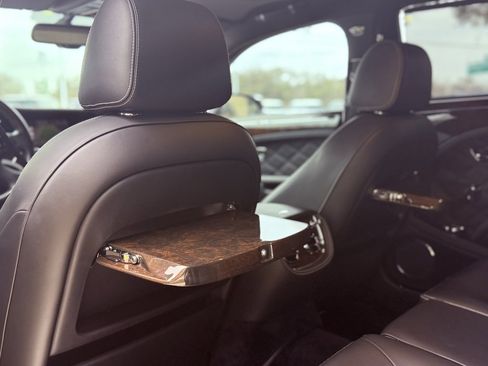 Used 2014 Bentley Mulsanne image 21