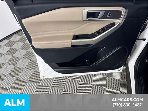 Used 2020 Ford Explorer XLT w/ Equipment Group 202A image 11