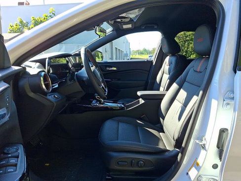 New 2026 Chevrolet Trax RS w/ Driver Confidence Package FWD image 7