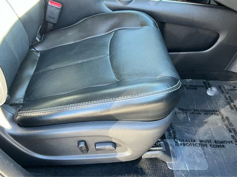 Used 2014 Nissan Pathfinder Platinum image 19