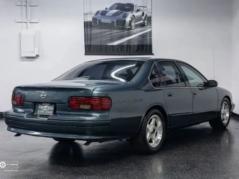 Used 1995 Chevrolet Impala SS RWD image 30