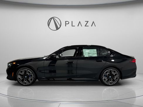 New 2026 BMW 540i xDrive w/ M Sport Package image 3