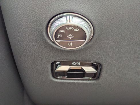 New 2026 Mercedes-Benz GLC 300 4MATIC image 26