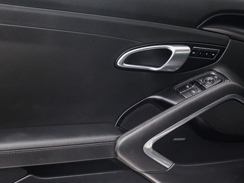 Used 2019 Porsche 911 Carrera S RWD image 22