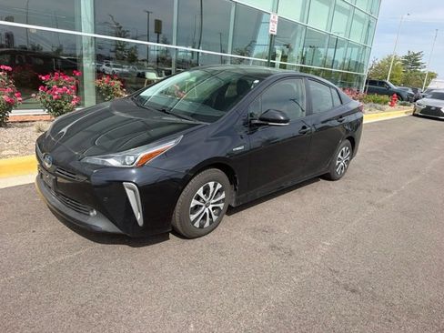 Used 2019 Toyota Prius LE AWD/4WD image 21