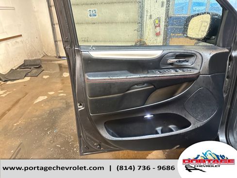 Used 2019 Dodge Grand Caravan GT image 11